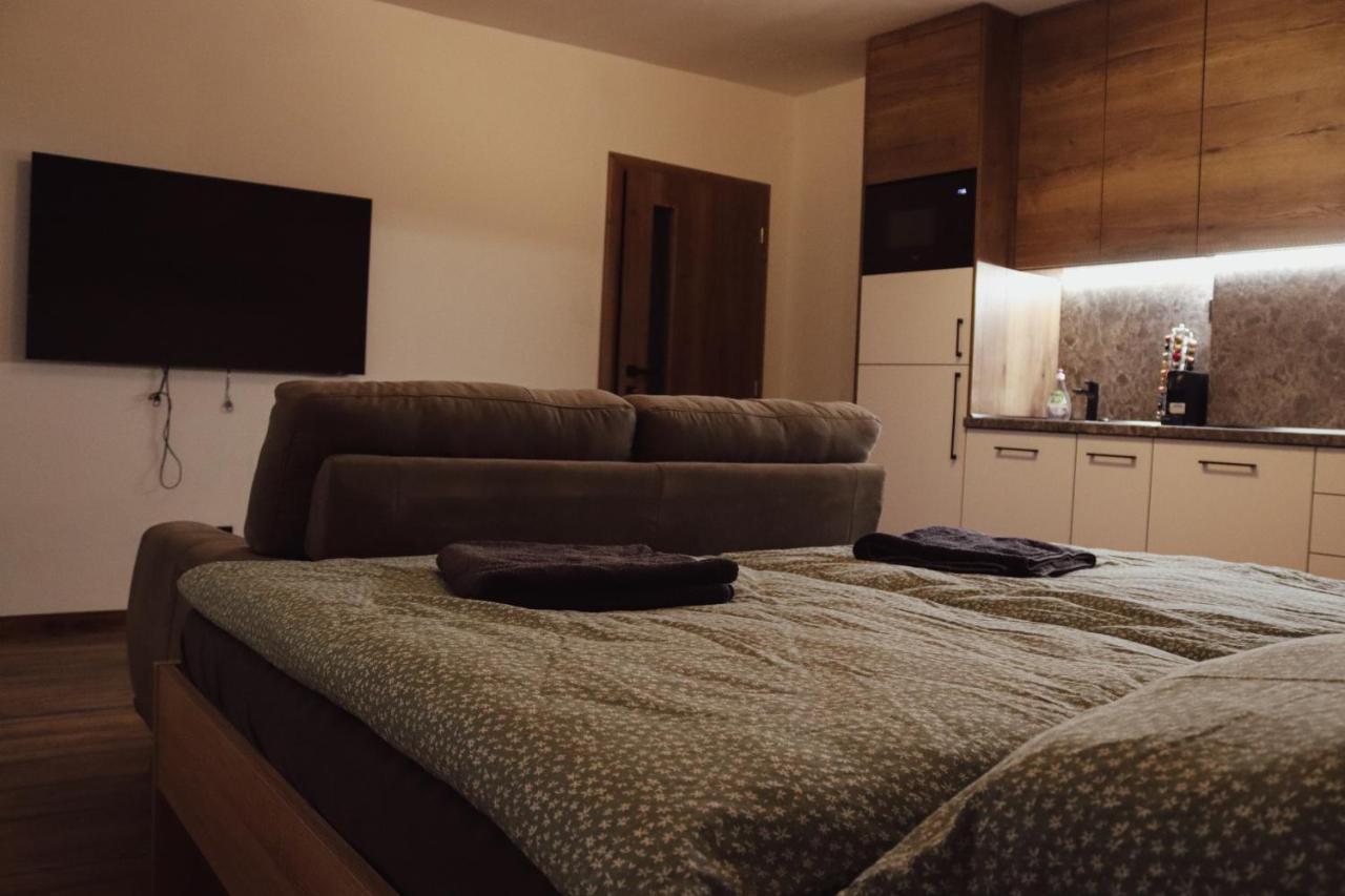 Iq Apartments Presov Ngoại thất bức ảnh