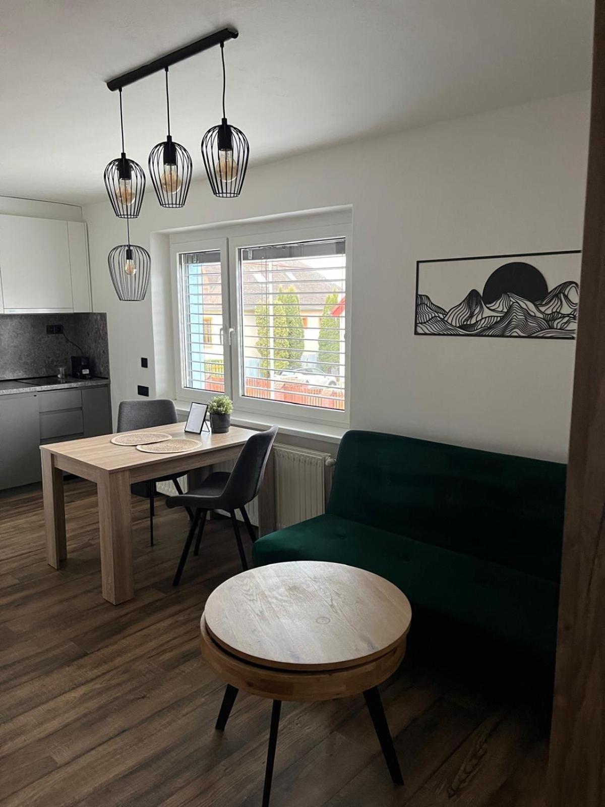 Iq Apartments Presov Ngoại thất bức ảnh